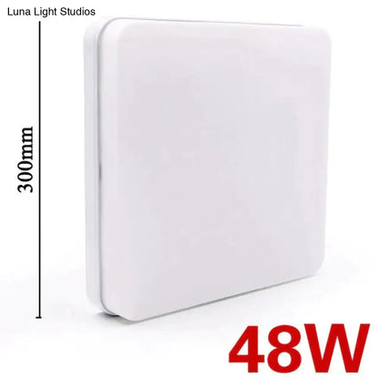 Lámpara LED cuadrada DecorBites™ de 18 W, 24 W, 36 W y 48 W para montaje en superficie.