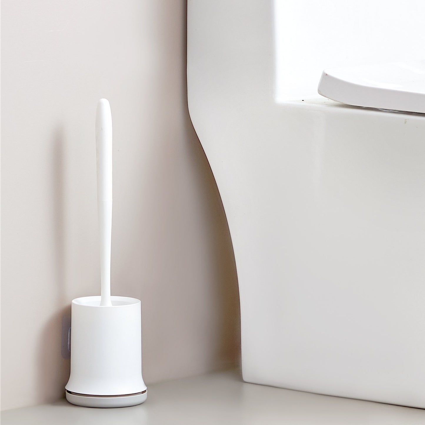 Toilet Brush And Holder Set With PP Handle For Bathroom Deep Cleaning