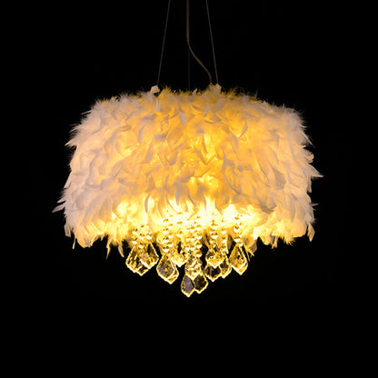 Lámpara de araña colgante moderna blanca con forma de tambor y colgante de cristal - 5/6/9 luces, 40,6/50/70 cm de ancho