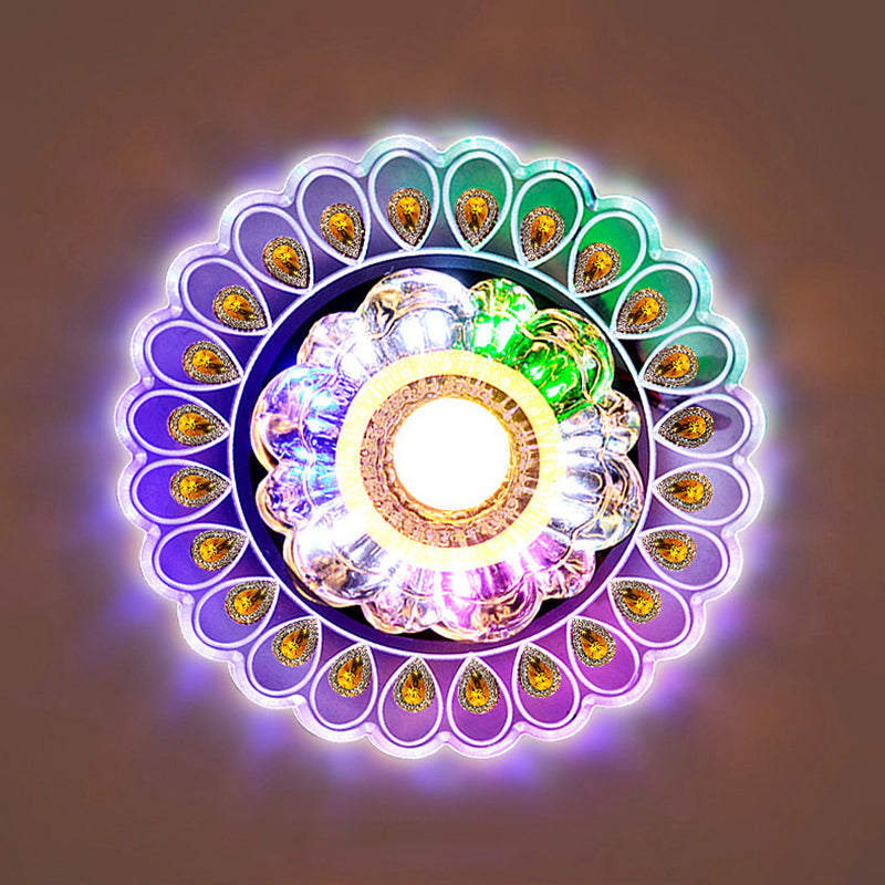 Lámpara de techo empotrada DecorBites™ Crystal LED con borde en forma de cola de pavo real: elegante y minimalista.