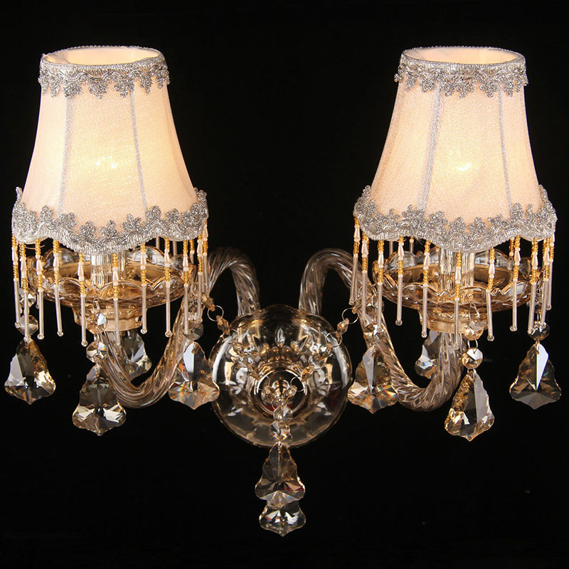 Aplique de pared de tela de estilo antiguo con 2 luces y flecos para dormitorio - Diseño festoneado ámbar