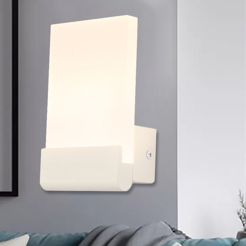 Aplique de pared LED acrílico de 4" de ancho - Diseño cúbico blanco y negro con opciones de iluminación cálida/blanca