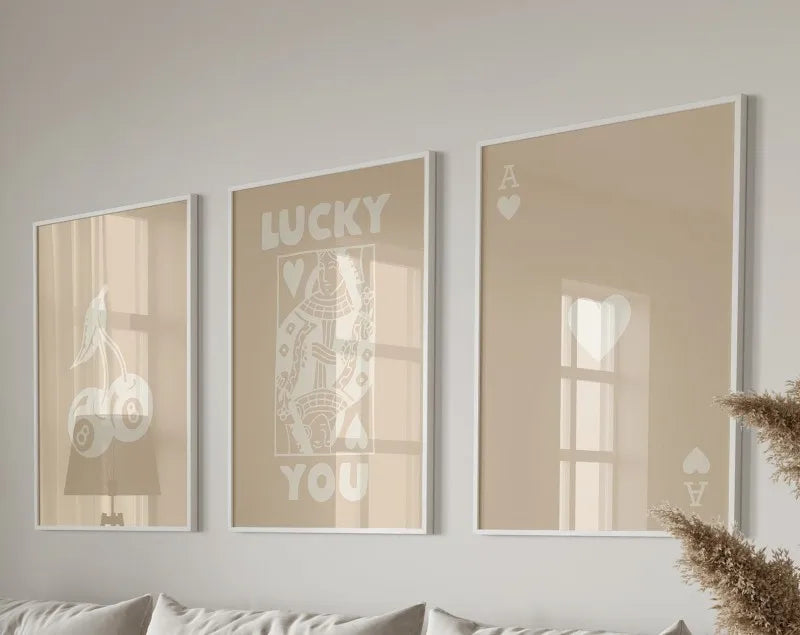 ’3-Piece Retro Queen of Hearts Poster Set’