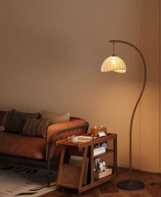 Internet-famous And Vintage S-shaped Crescent Floor Lamp Silent Wind