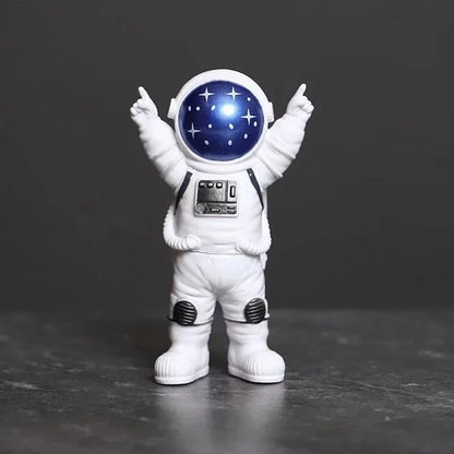 4 pcs Space Astronaut Figurines Set