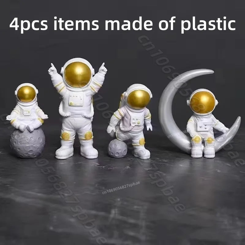 4 pcs Space Astronaut Figurines Set