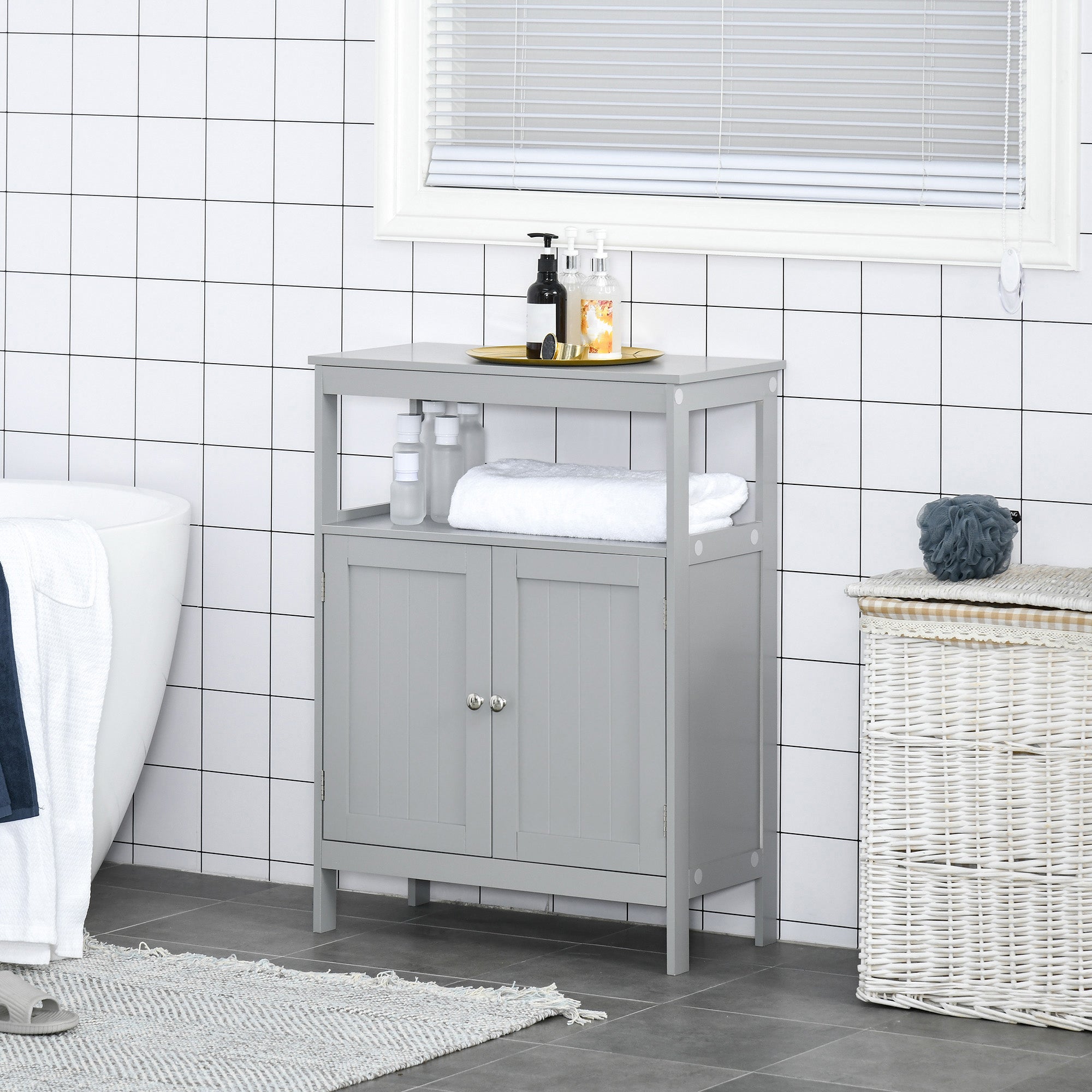 Freistehender moderner Badezimmerschrank, mit Türen und offenem Regal, Badezimmer-Organizer-Möbel, Grau
