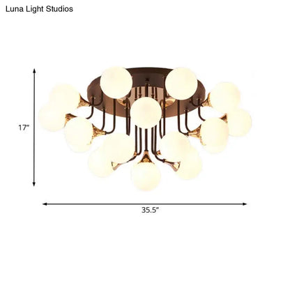 ثريا DecorBites™ 6/10/13 شبه مسطحة مع ظلال زجاجية بيضاء حليبية - ضوء كروي أسود مثبت في السقف