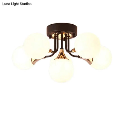 ثريا DecorBites™ 6/10/13 شبه مسطحة مع ظلال زجاجية بيضاء حليبية - ضوء كروي أسود مثبت في السقف