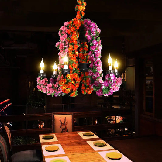 Kit de lámpara colgante metálica de 6 cabezales: Lámpara de araña morada con brazo curvo y decoración floral - Iluminación industrial para restaurantes