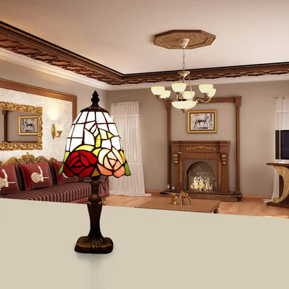 Lámpara de lectura estilo Tiffany con forma de campana de 18/15 cm de ancho y vitral rosa: perfecta para el dormitorio.