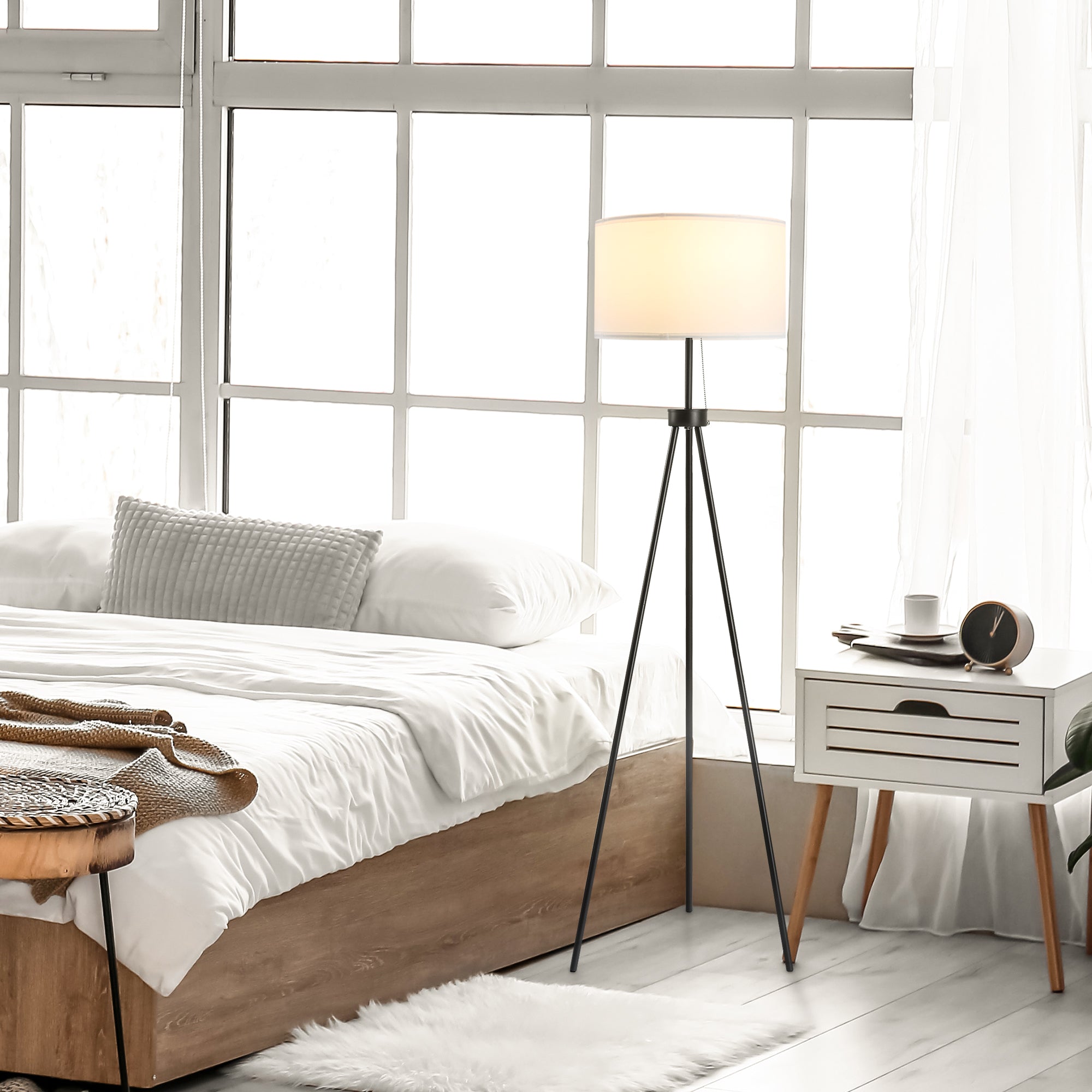 Modern Pull Chain Tripod Lamp