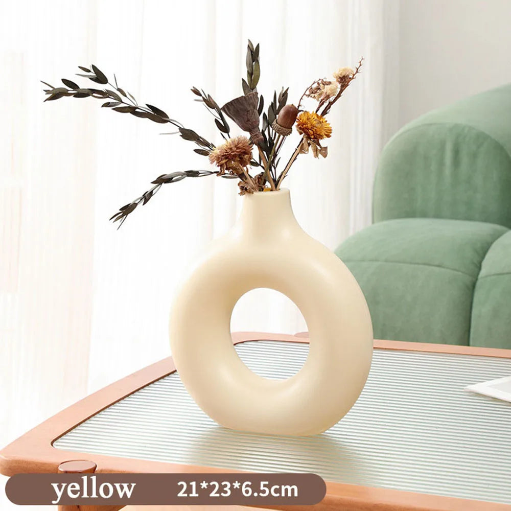 Black Minimalist Donut Shape Vase