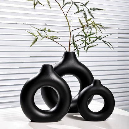 Black Minimalist Donut Shape Vase