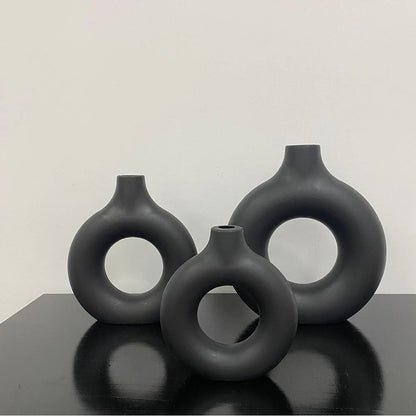 Black Minimalist Donut Shape Vase