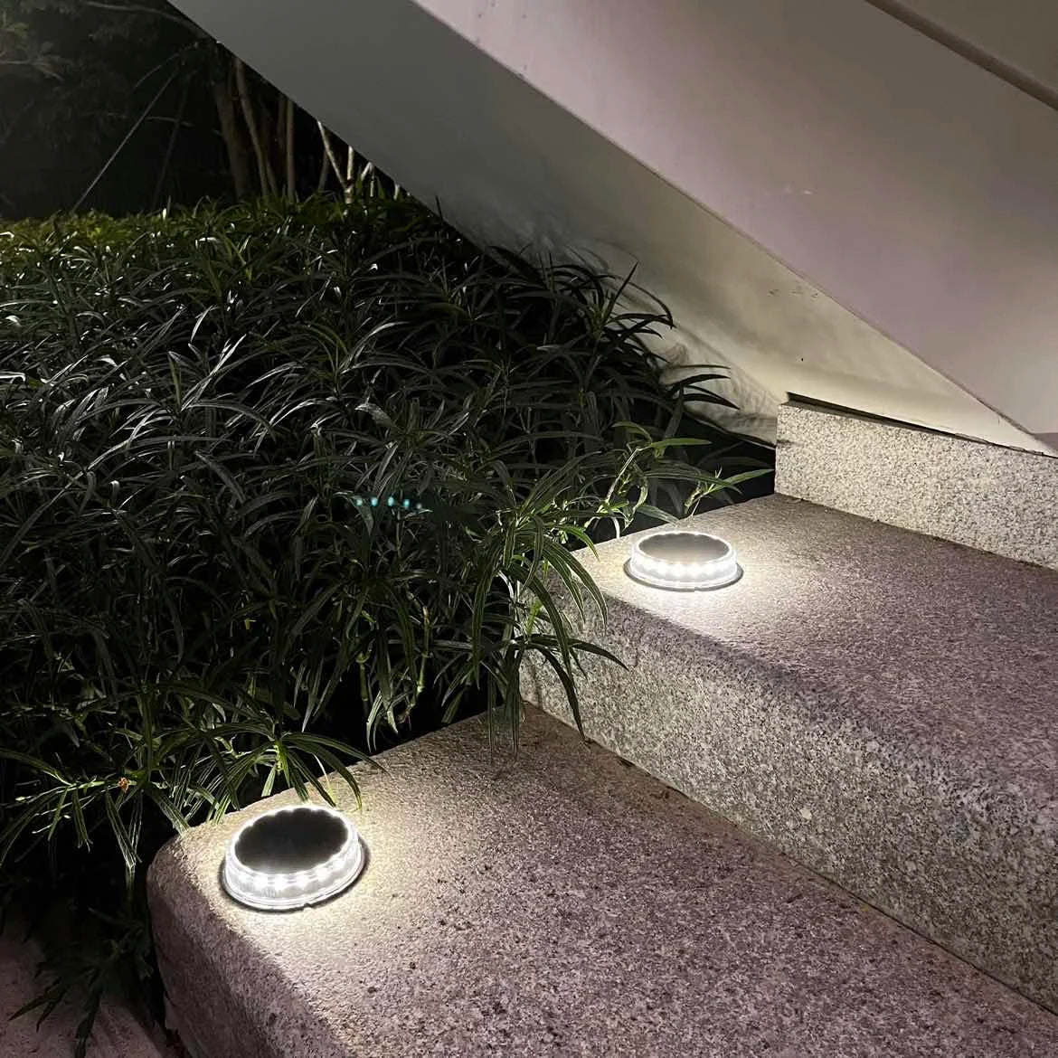 Bright LED Solar Pathway Lights