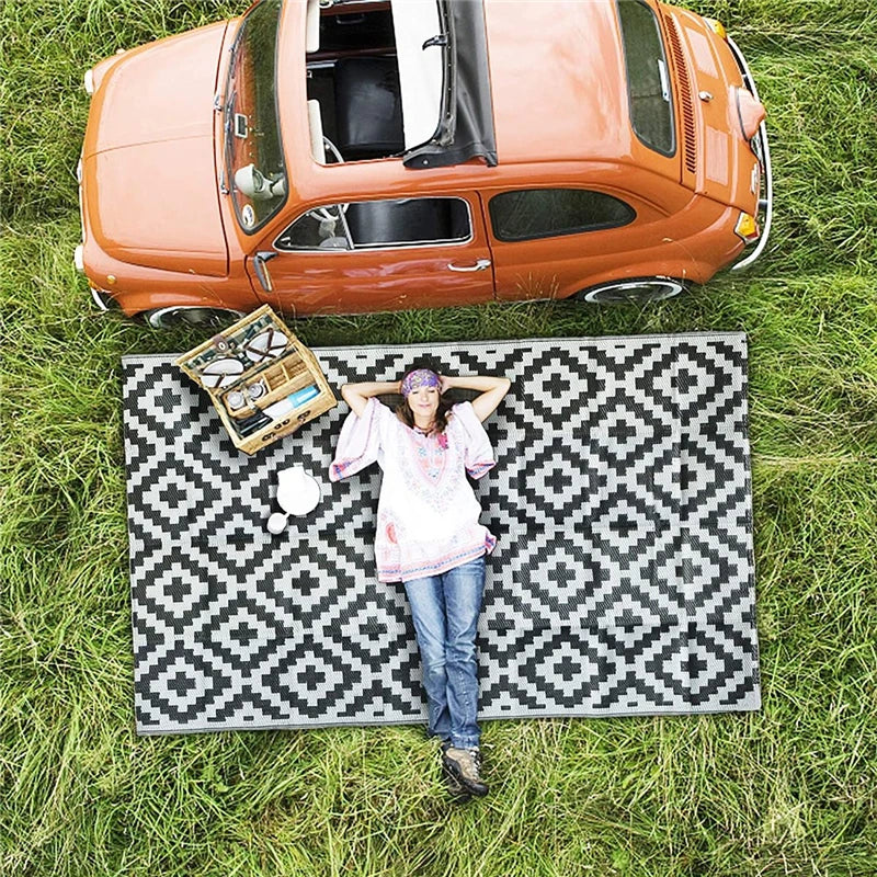 Bubble Kiss Outdoor Geometric Rug 6'X9'