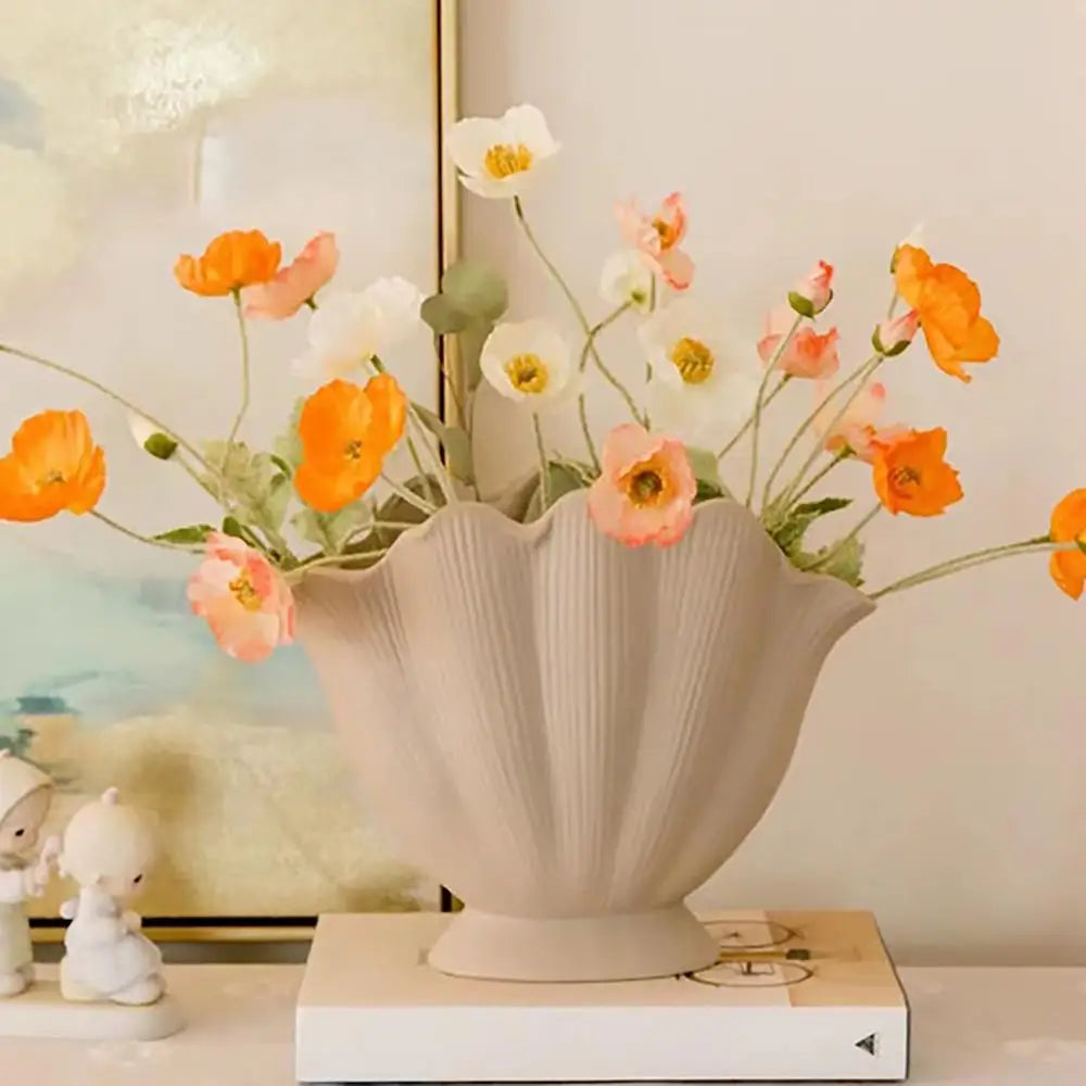 Ceramic Shell-Shaped Vase for Flowers