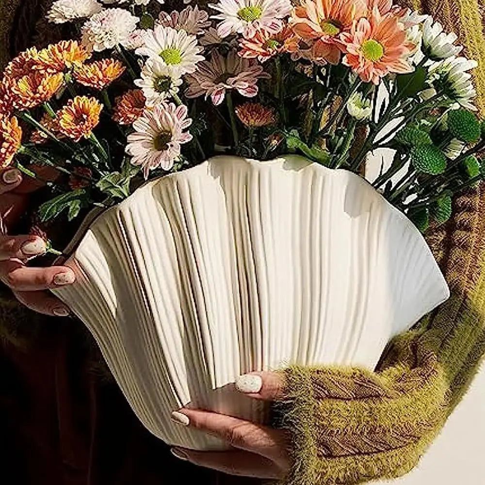 Ceramic Shell-Shaped Vase for Flowers