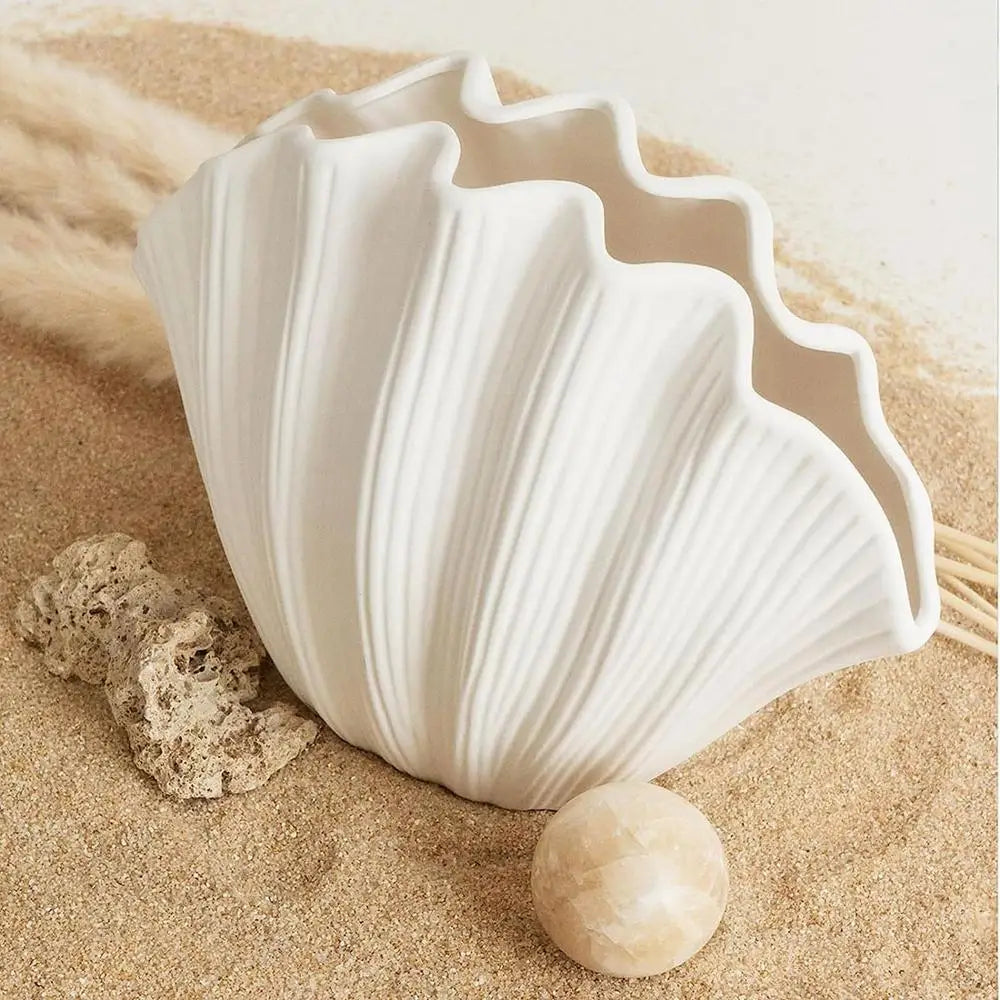 Ceramic Shell-Shaped Vase for Flowers