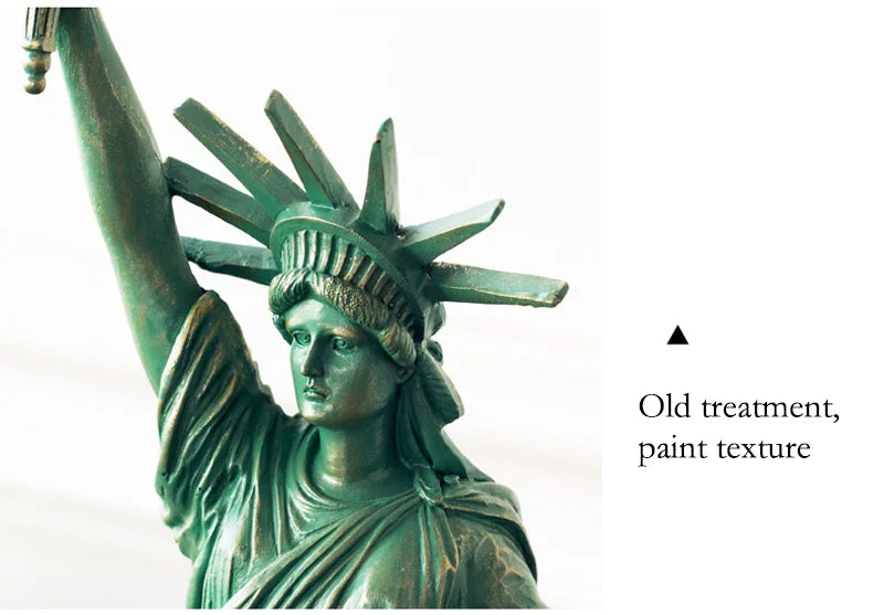 Creative Statue of Liberty Figurine