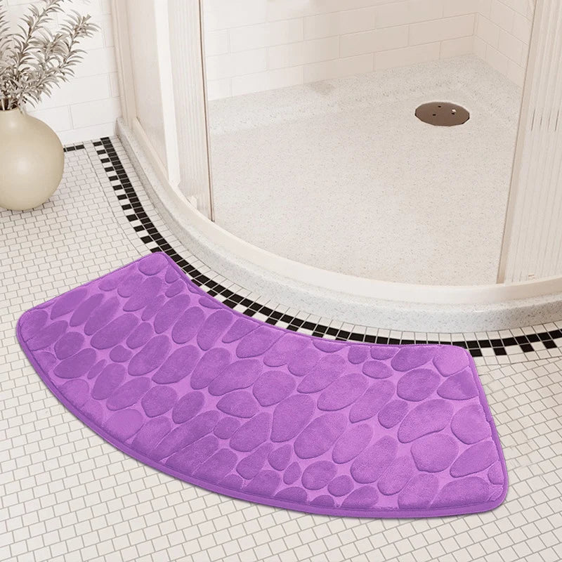 Curved Non-Slip Pebble Bath Mat