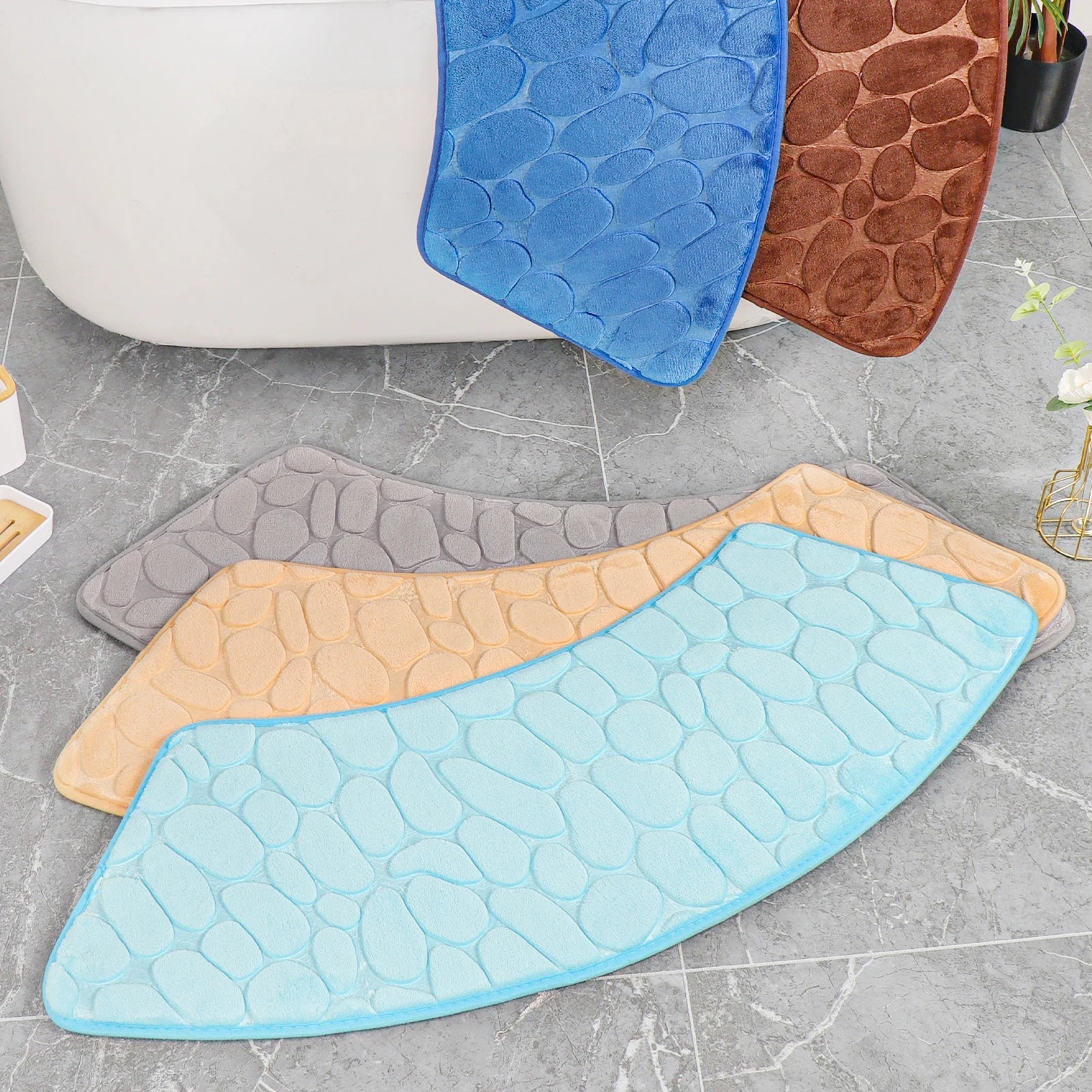 Curved Non-Slip Pebble Bath Mat