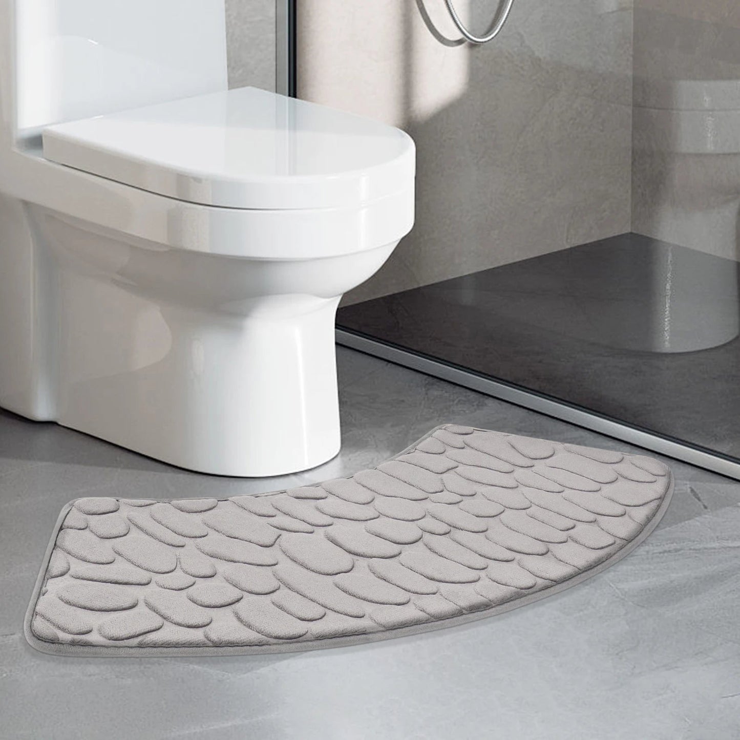 Curved Non-Slip Pebble Bath Mat