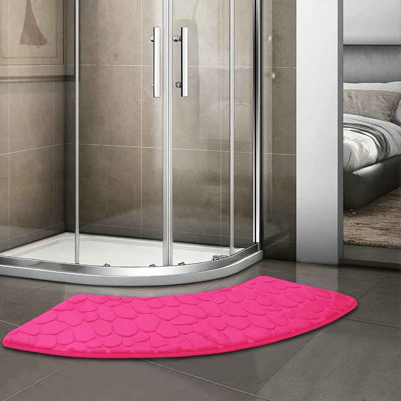 Curved Non-Slip Pebble Bath Mat