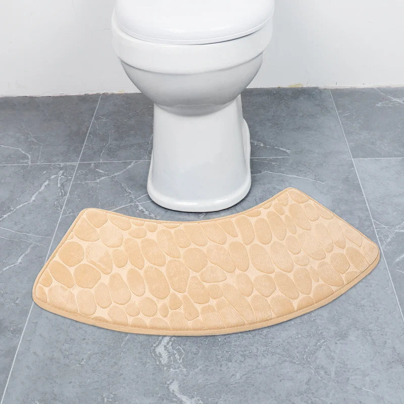 Curved Non-Slip Pebble Bath Mat