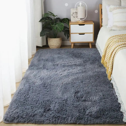 Fluffy Beige Shaggy Carpet for Bedrooms