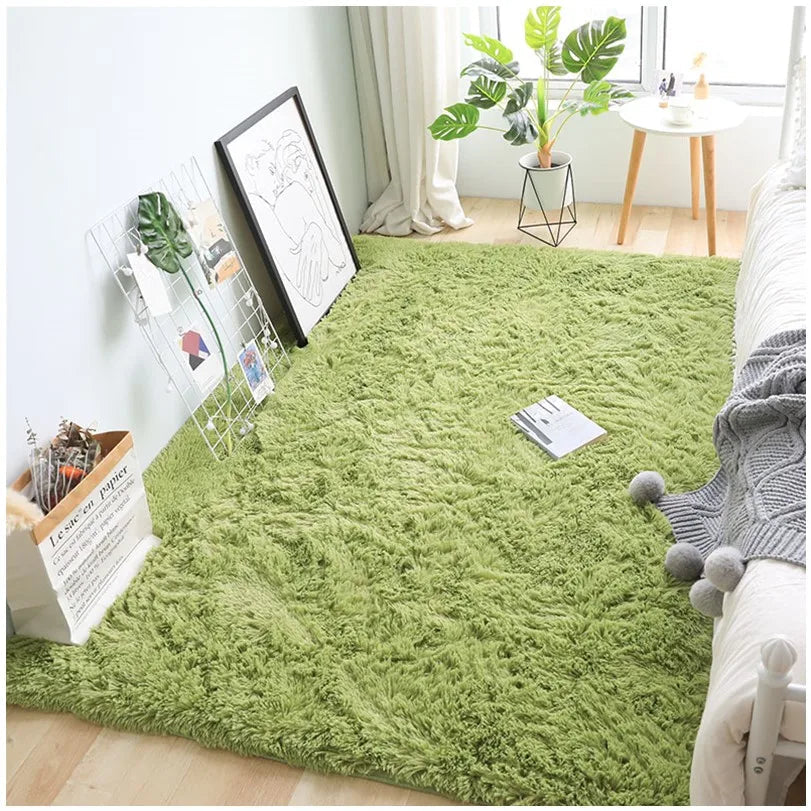 Fluffy Beige Shaggy Carpet for Bedrooms