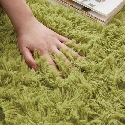 Fluffy Beige Shaggy Carpet for Bedrooms