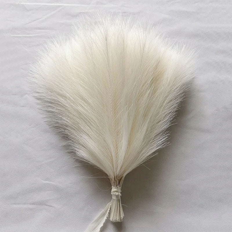 Fluffy Pampas Grass Faux Flowers