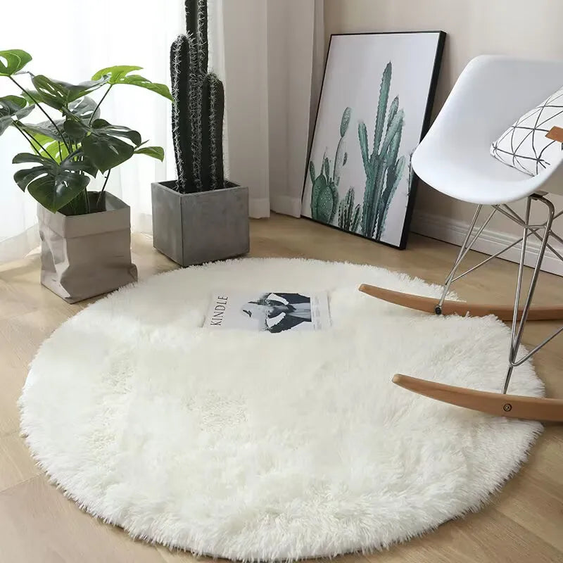 Fluffy White Round Carpet Mat