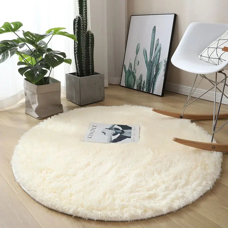 Fluffy White Round Carpet Mat