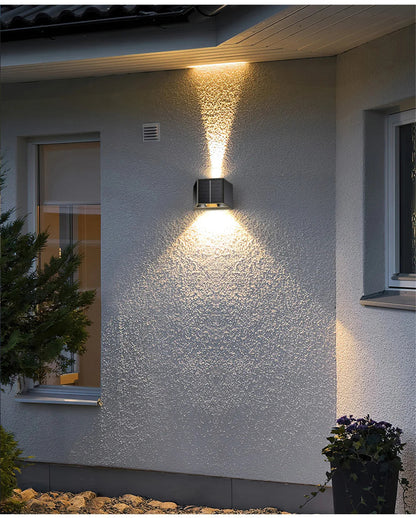 GOTOBE Solar LED Wall Light