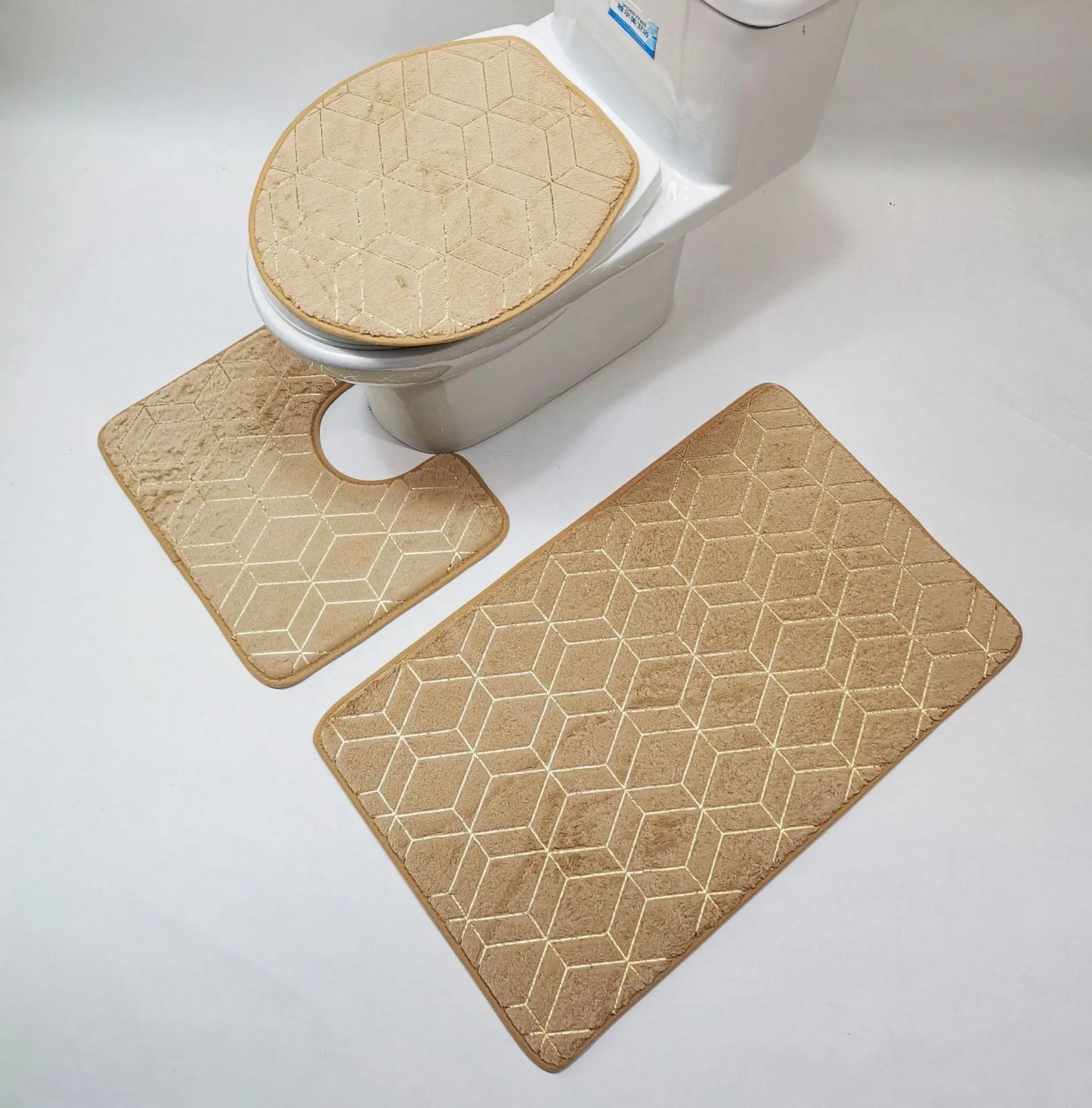 Gold Geometric Print Rug Set