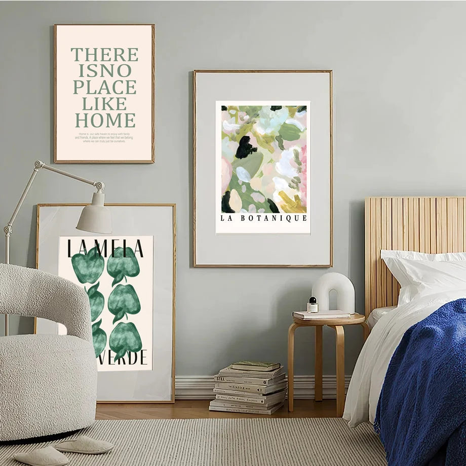 Green Botanical Vase Art Print