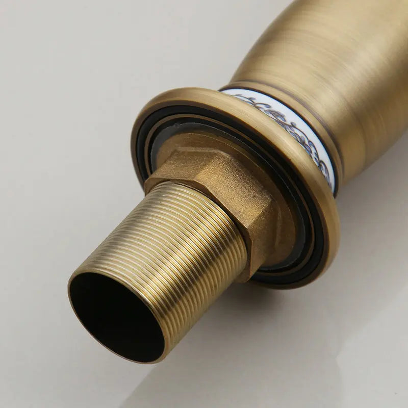 صنبور حوض حمام نحاسي عتيق من DecorBites™، مثبت على سطح الحمام، خلاط عتيق، صنابير مغسلة