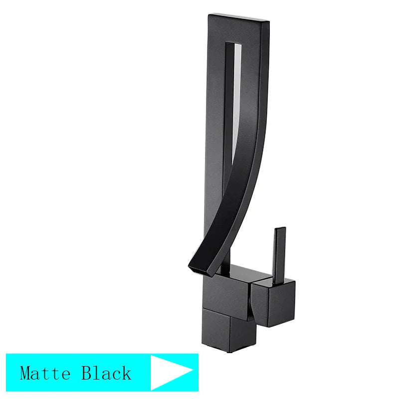 Grifo de lavabo tipo cascada DecorBites™ de latón negro con monomando