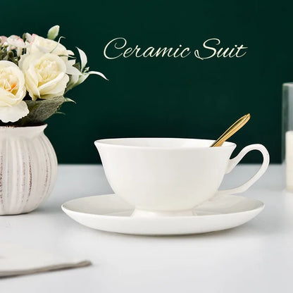 Juego de taza de té DecorBites™ de porcelana fina con platillo y cuchara - Elegante vajilla para fiestas de té negro