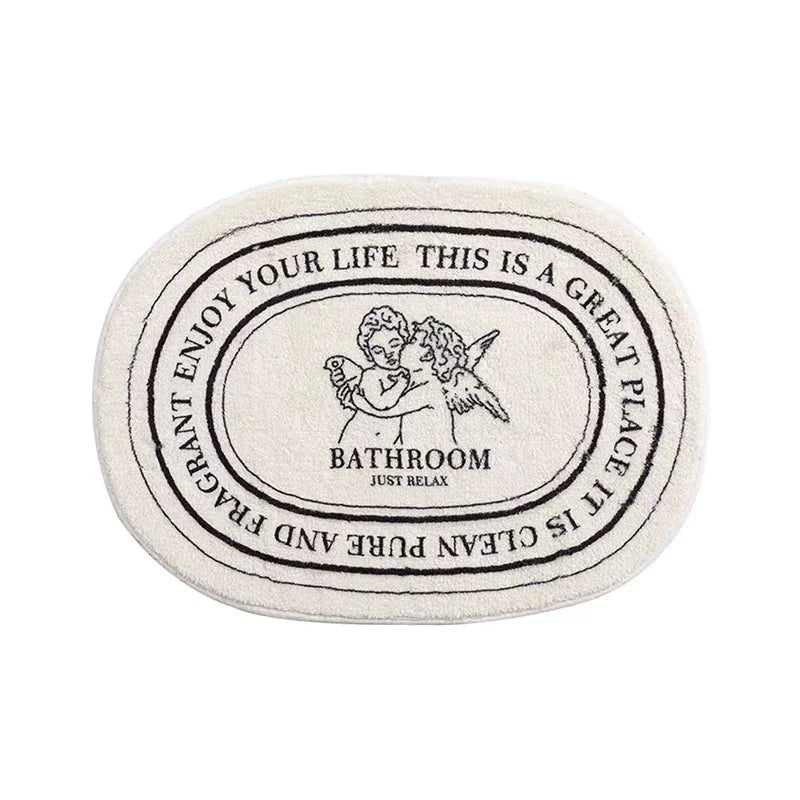 سجادة حمام مشعرة مطبوعة بنقشة ملائكية من DecorBites™ مقاس 40×60 سم