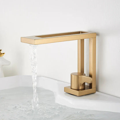 صنبور حوض أسود من DecorBites™: خلاط حمام نحاسي لحوض السفينة، ماء بارد وساخن