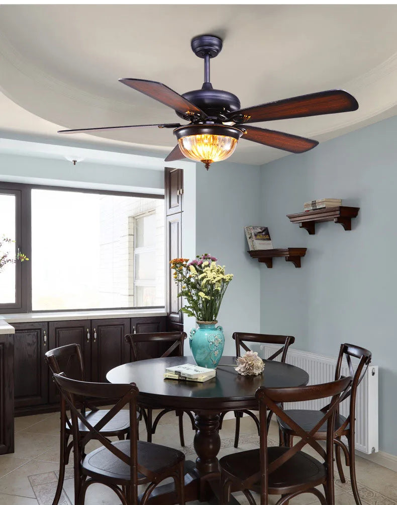 مروحة سقف تيفاني من ديكوربايتس™ مقاس 52 بوصة مع جهاز تحكم عن بعد وتصميم أوراق خشبية