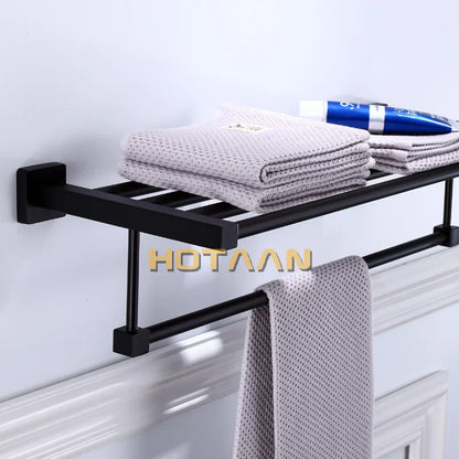 رف مناشف أسود من DecorBites™: إكسسوارات حمام من الألومنيوم مثبتة على الحائط