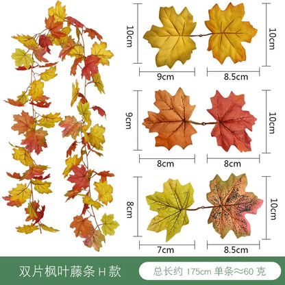 ديكورات منزلية من مجموعة ديكوربايتس™ هارفست: ديكورات معلقة على شكل قرع، مخروط صنوبر، ورقة قيقب، كرمة