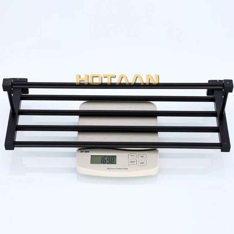 رف مناشف أسود من DecorBites™: إكسسوارات حمام من الألومنيوم مثبتة على الحائط