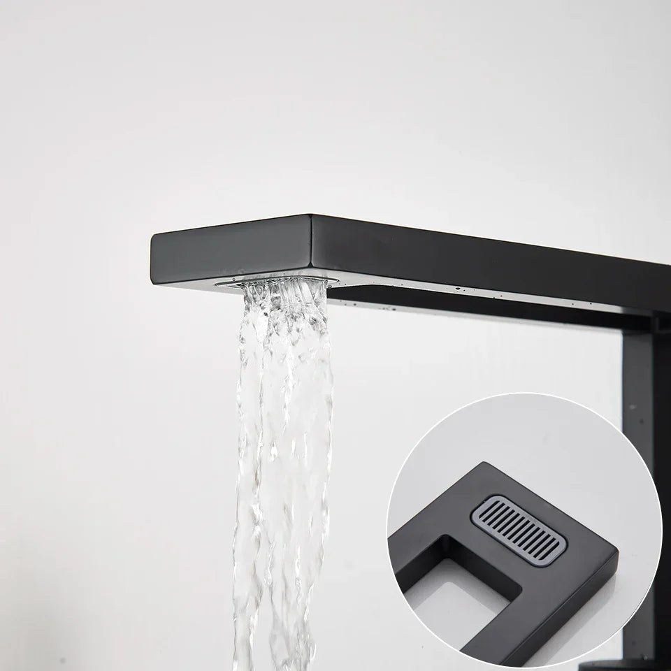 صنبور حوض أسود من DecorBites™: خلاط حمام نحاسي لحوض السفينة، ماء بارد وساخن