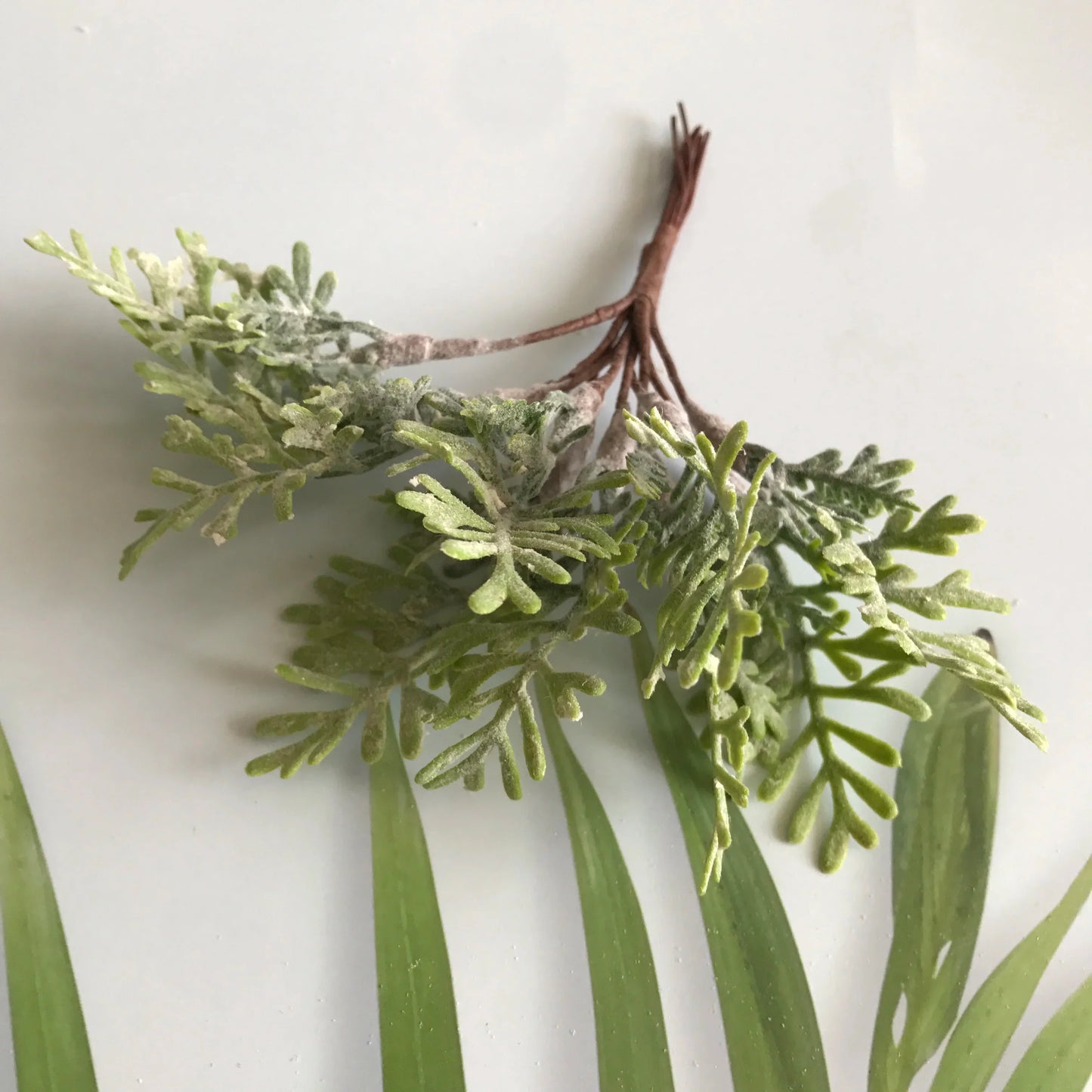 Paquete de estambres de bayas verdes DecorBites™ para decoración navideña y envoltorio de regalos DIY